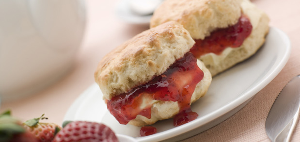 Eating and Drinking in Cornwall - Wesley House, Wesley Square - Mousehole self catering holiday accommodation in Cornwall